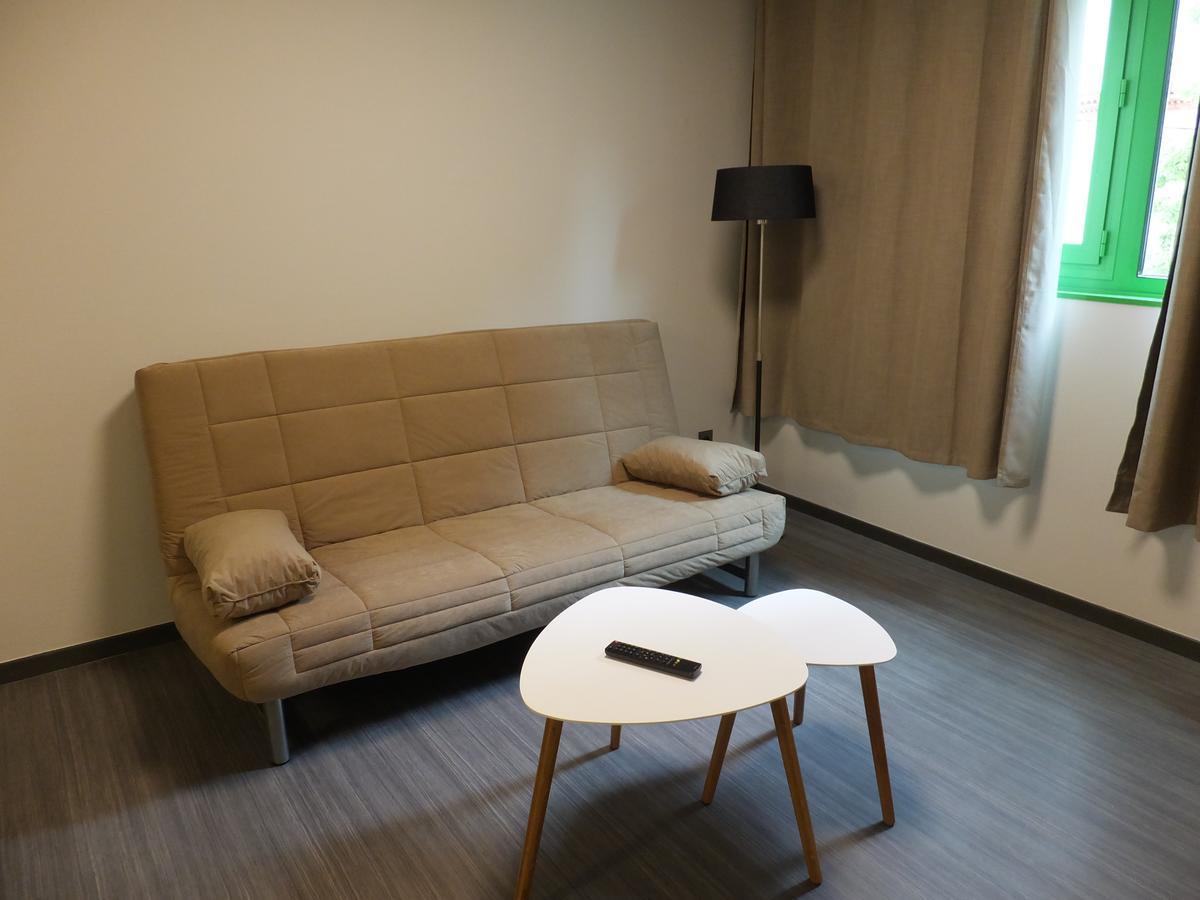 Residence Thermale Du Parc Ornolac-Ussat-les-Bains Bagian luar foto