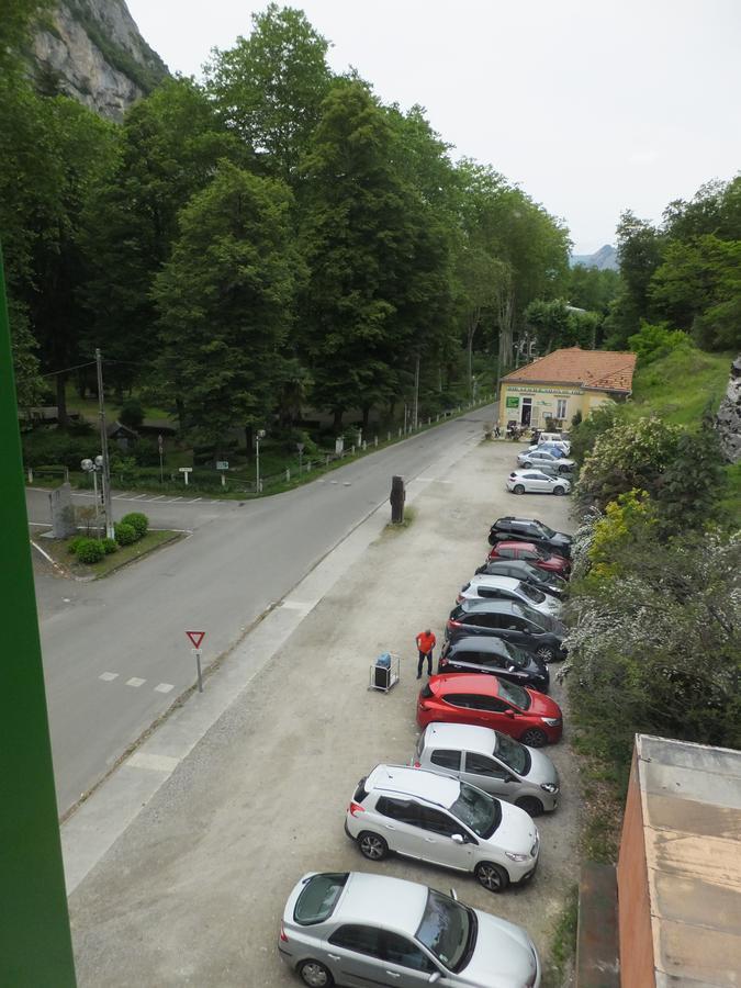 Residence Thermale Du Parc Ornolac-Ussat-les-Bains Bagian luar foto
